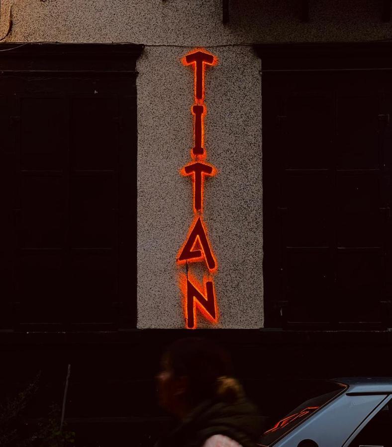 Titan House Vandrerhjem İzmir Eksteriør bilde